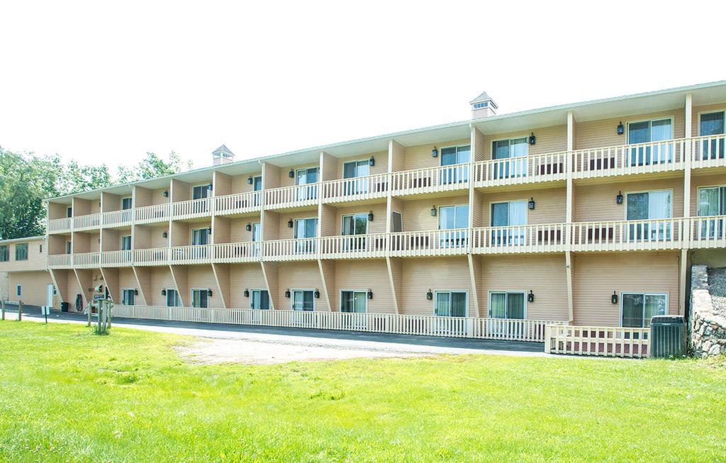 Hampton Falls Inn Kültér fotó