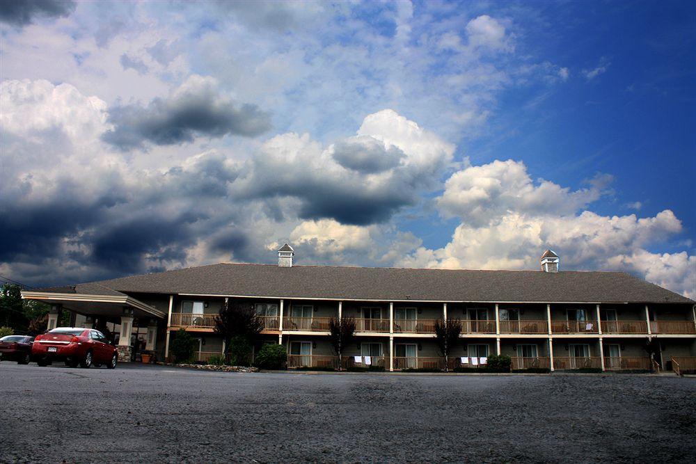 Hampton Falls Inn Kültér fotó