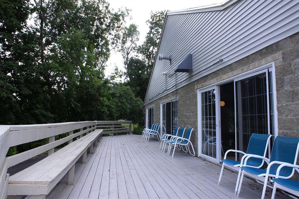 Hampton Falls Inn Kültér fotó
