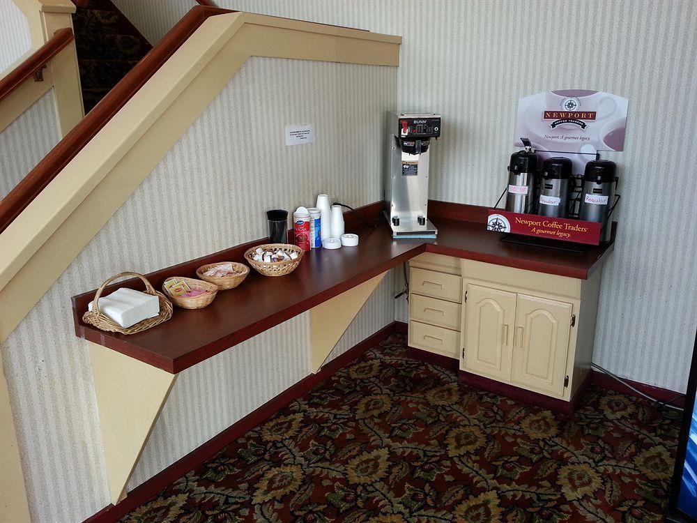 Hampton Falls Inn Kültér fotó