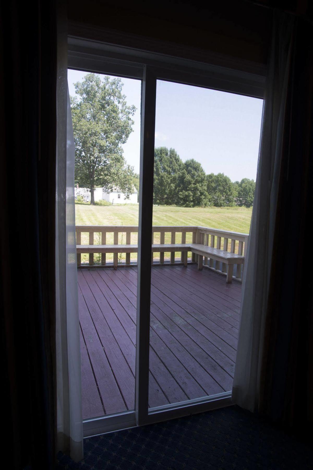 Hampton Falls Inn Kültér fotó